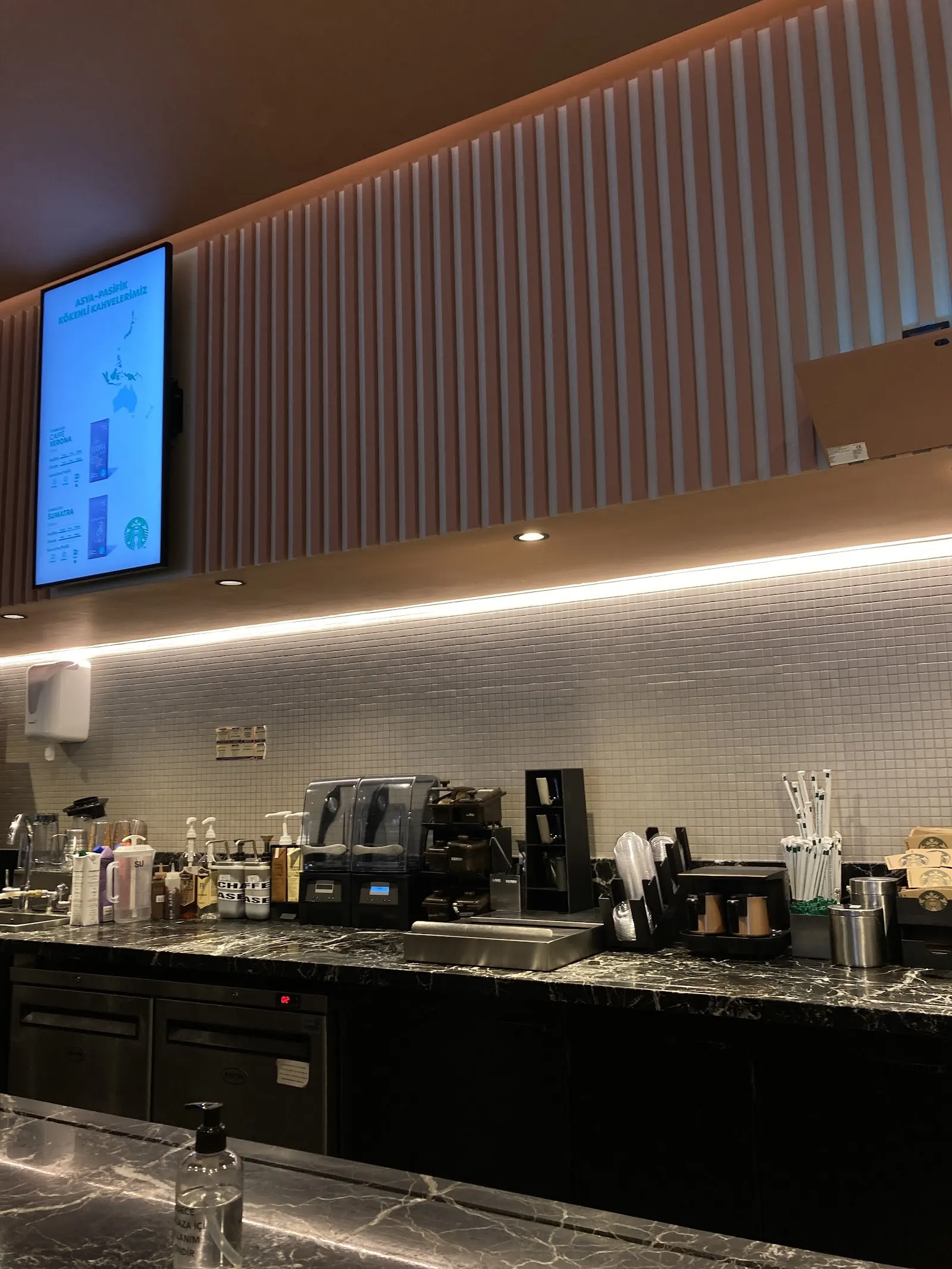 Starbucks fotoğraf 1