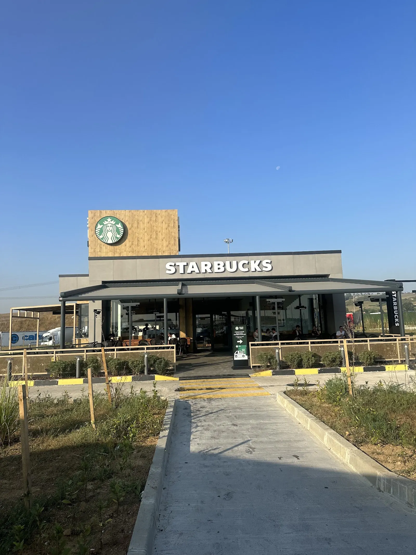 Starbucks fotoğraf 1