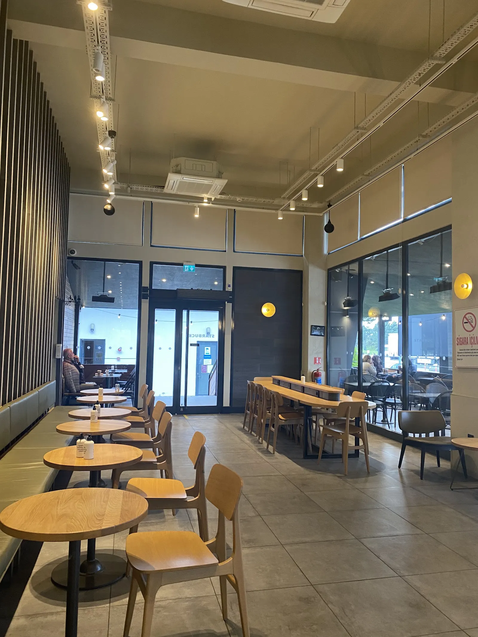 Starbucks fotoğraf 1