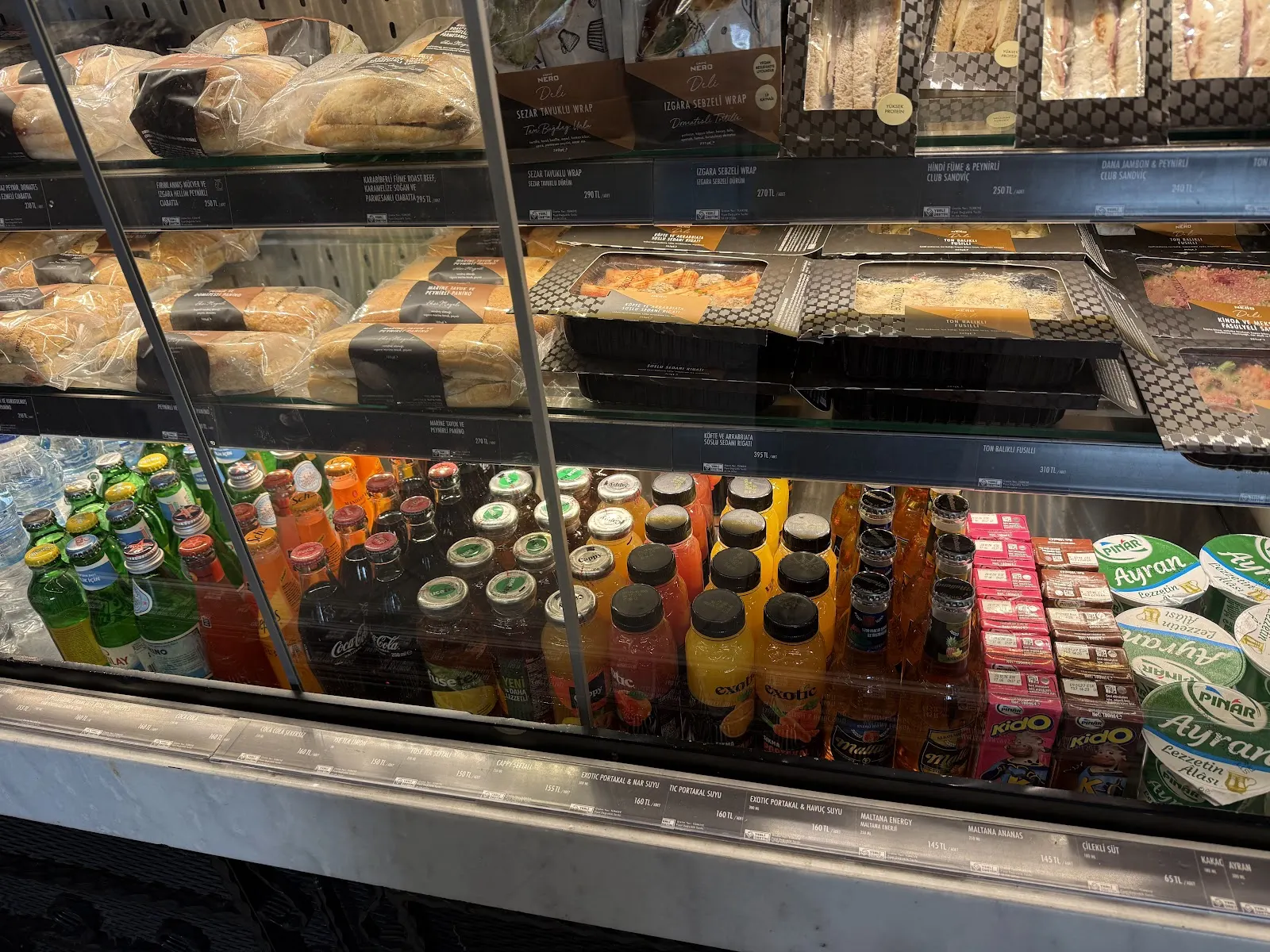 Caffè Nero fotoğraf 3
