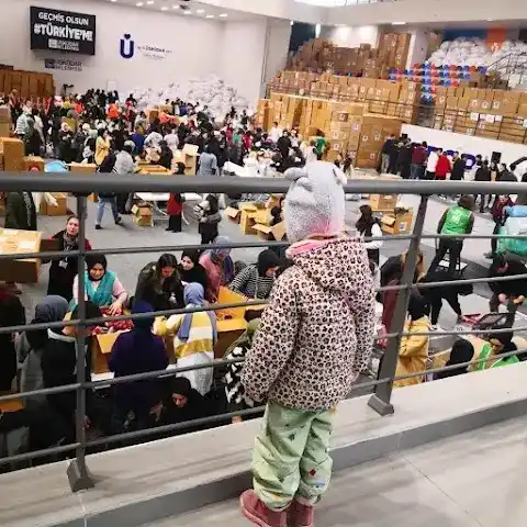 Nevçarşı Alışveriş Merkezi fotoğraf 3