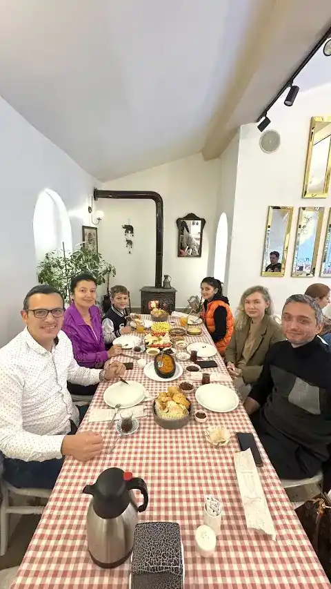 Saranın Bahçesi Kahvaltı