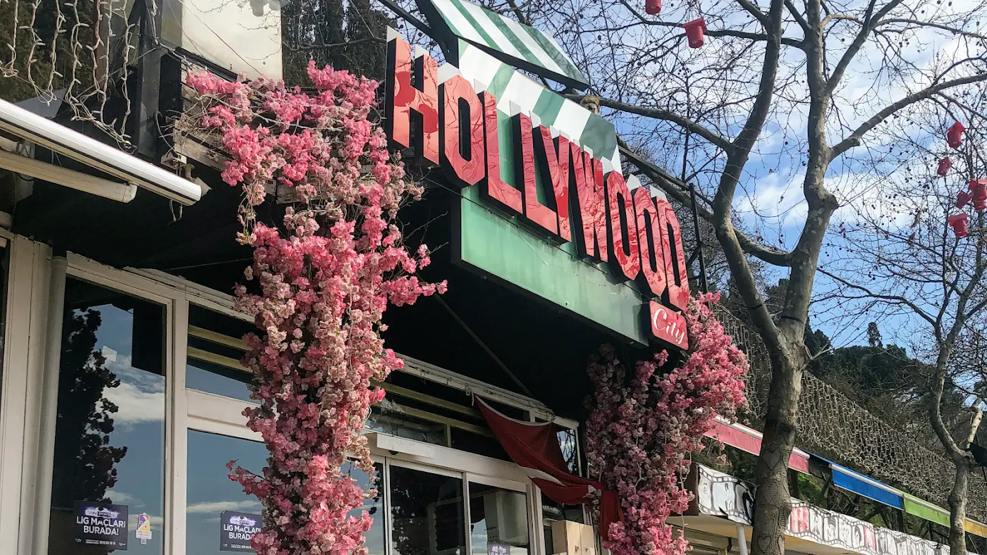 Üsküdar Hollywood City Lounge Cafe