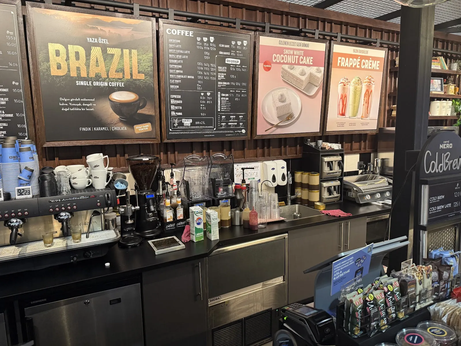 Caffè Nero fotoğraf 4