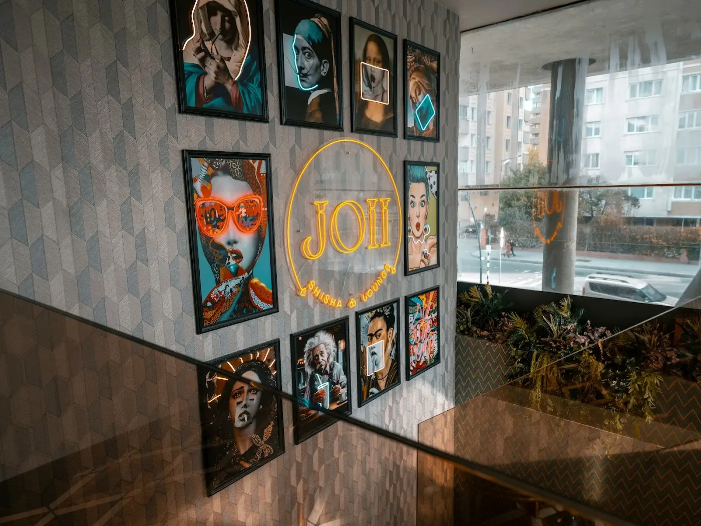 Joii Lounge