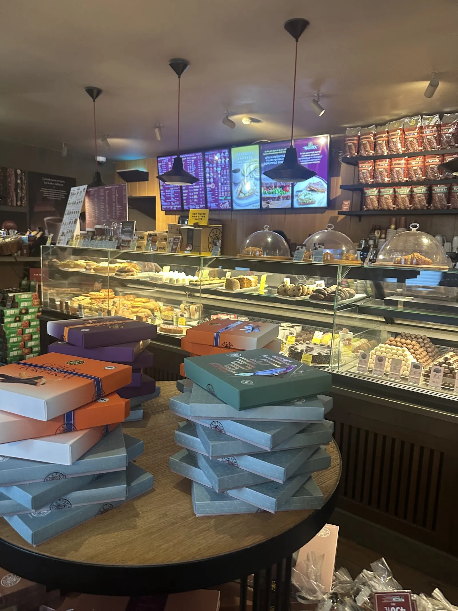 Kahve Dünyası Fabrika - Kemerburgaz fotoğraf 3