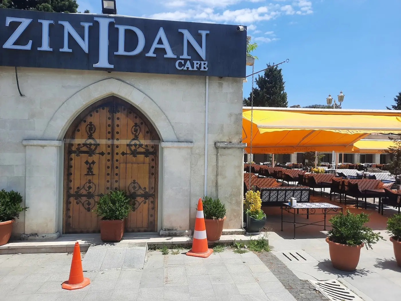 Zindan Cafe