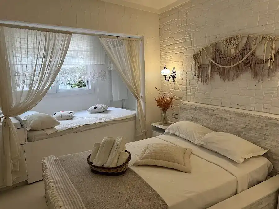 Ara’çatı pansiyon fotoğraf 2
