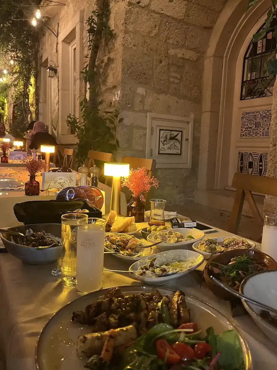 Ays Alaçatı