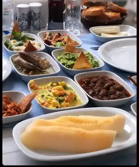 Azize Alaçatı Meyhanesi fotoğraf 2