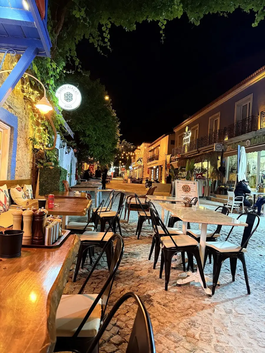 Gusto Alaçatı 1865