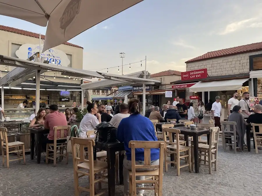 Kumrucu Hikmet Alaçatı