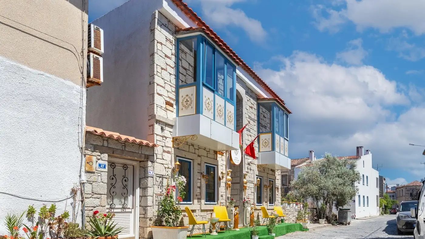 Lamur Otel