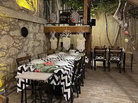 Meczup Alaçatı Meyhane fotoğraf 3