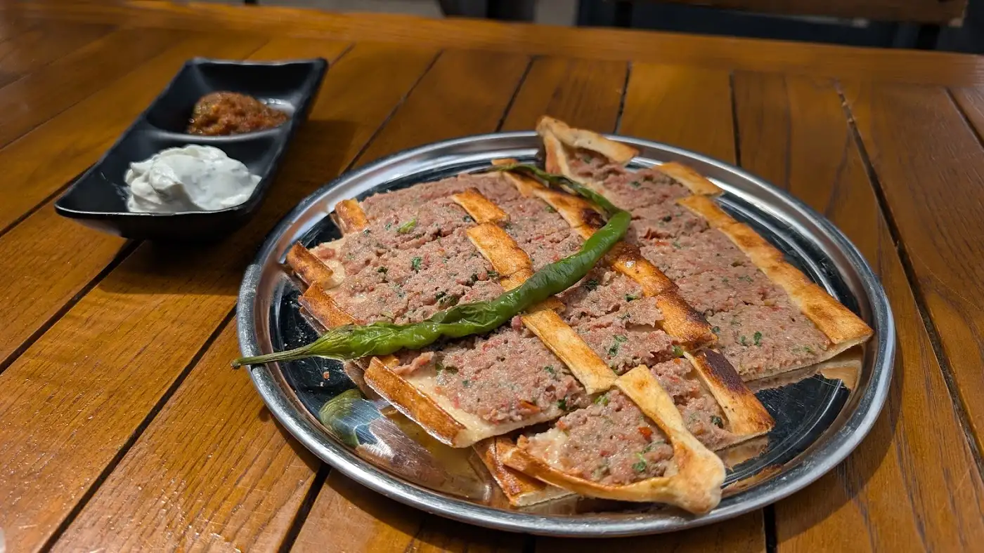 Müdavim Pide Salonu fotoğraf 2