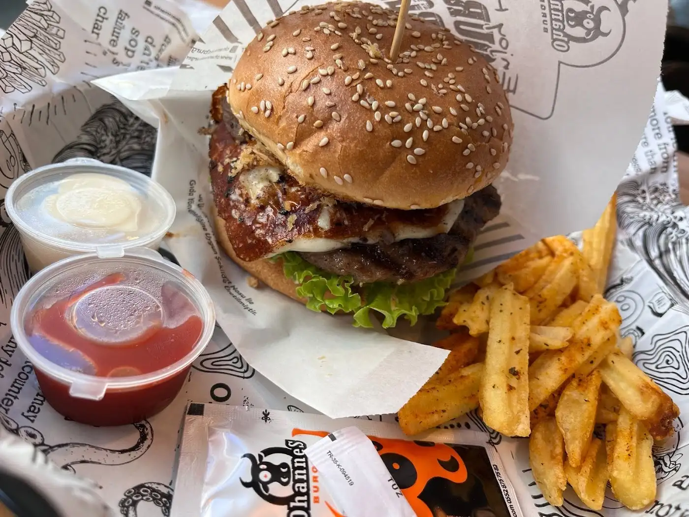 Ohannes Burger Alaçatı fotoğraf 2
