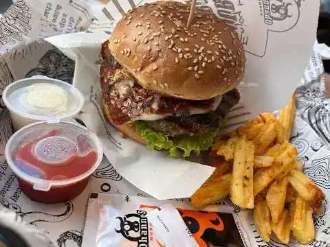 Ohannes Burger Alaçatı fotoğraf 2