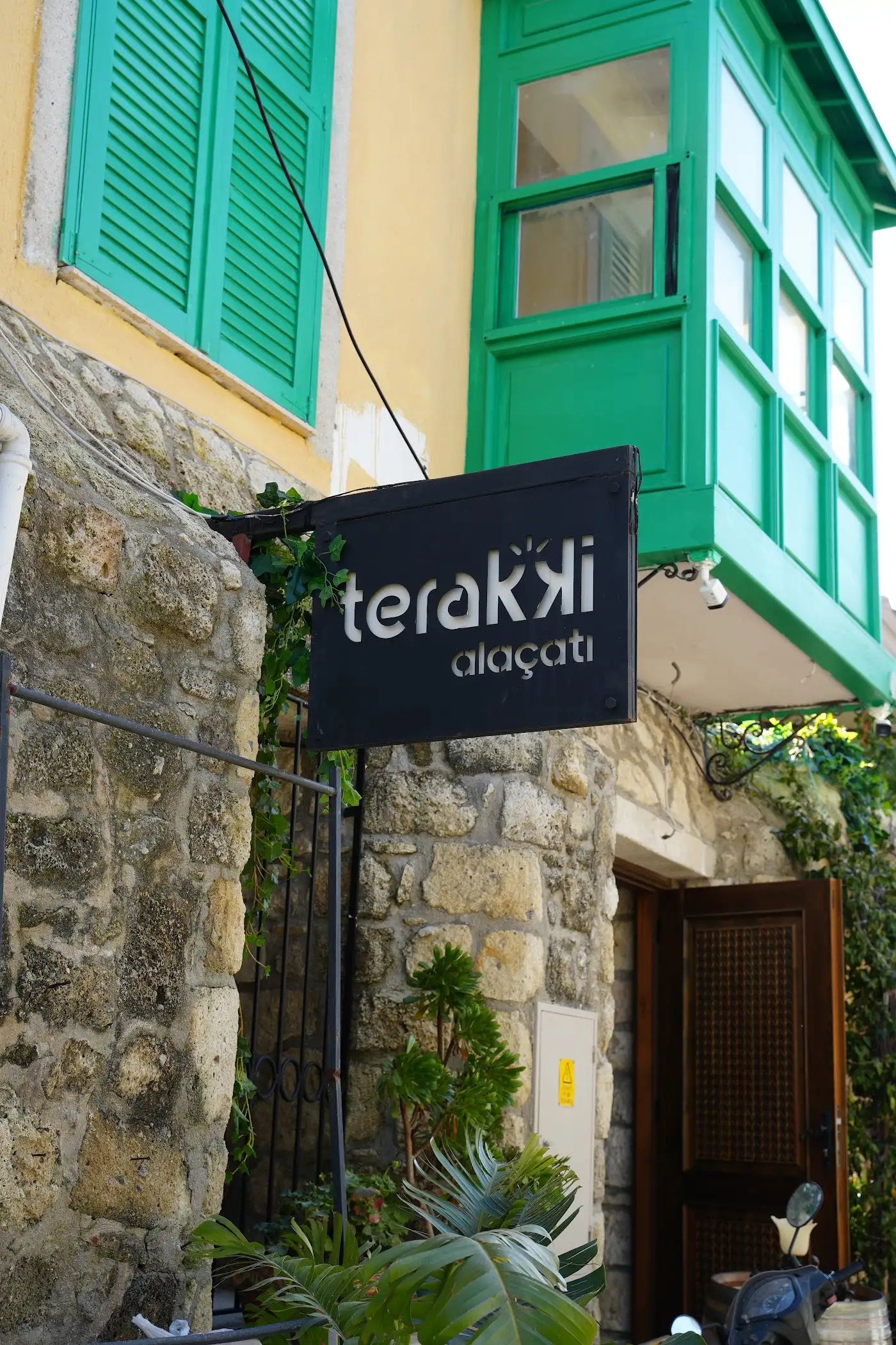 Terakki Alaçatı