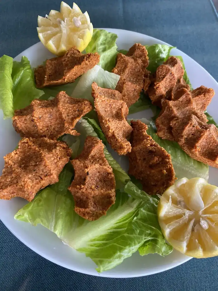 YILMAZ USTA ÇAMLIK RESTAURANT ALAÇATI EV YEMEKLERİ fotoğraf 2