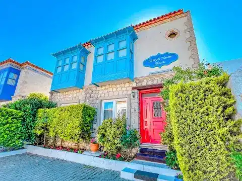 Zübeyde Hanım Alaçatı Otel