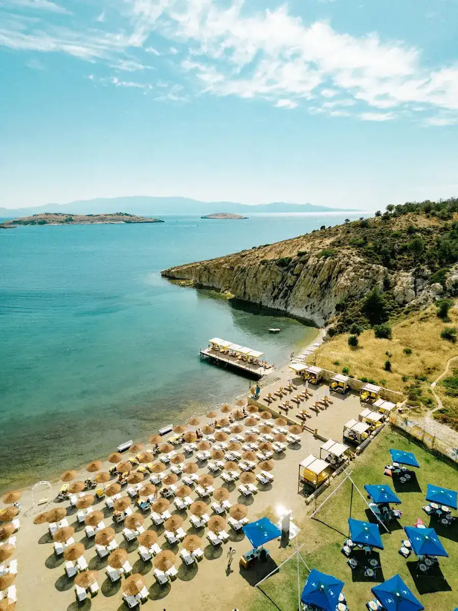 Q Beach Club Foça