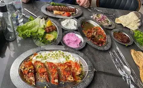 Ustadan Kebap Lahmacun fotoğraf 3
