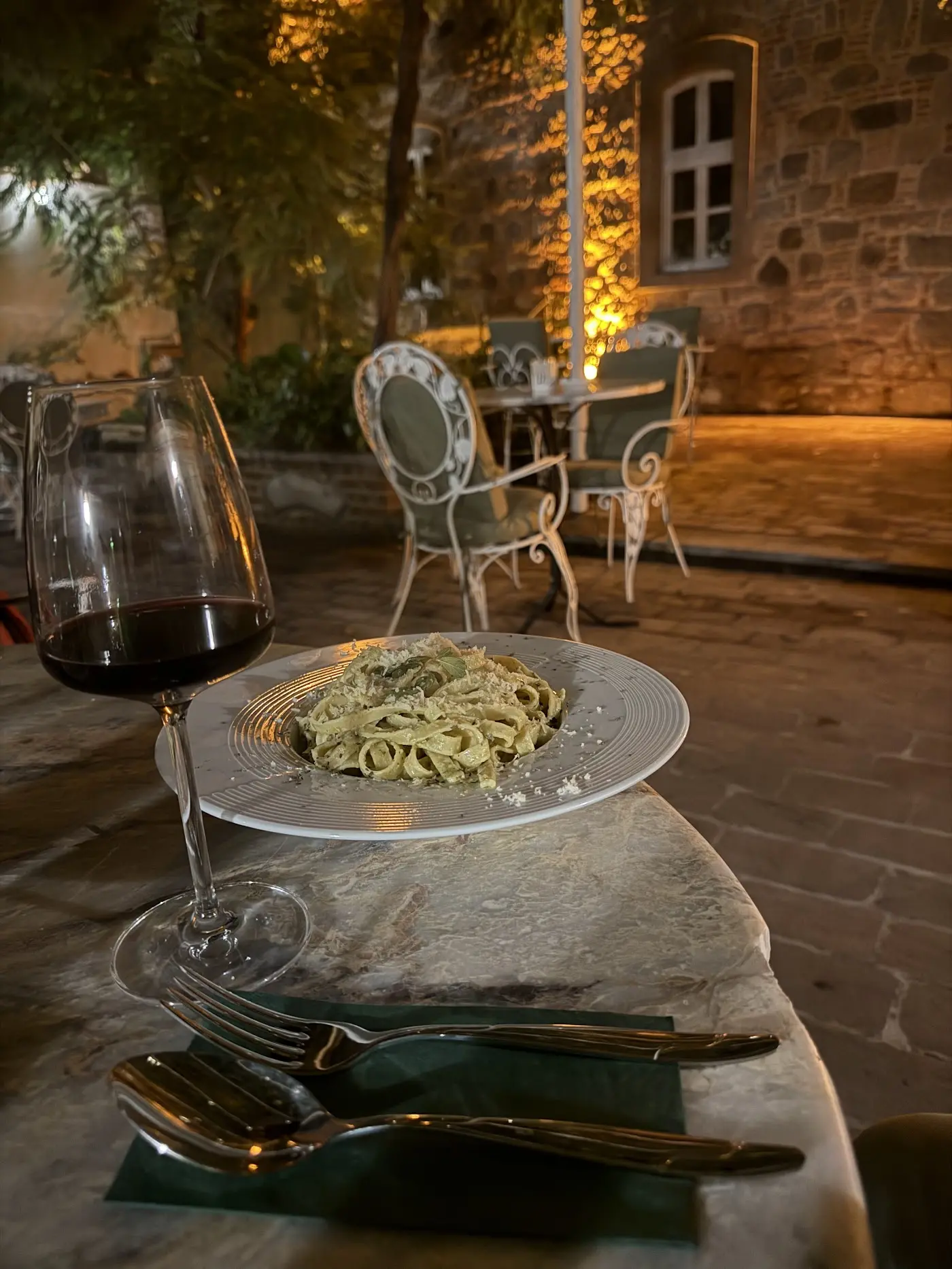 Yasa's Wine & Bar