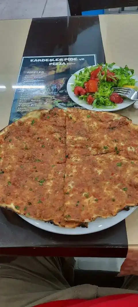Kardeşler pide pizza corba salonu