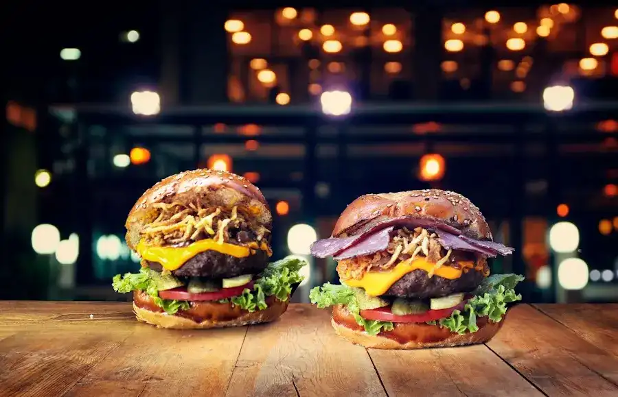Adam & Eve Burger Heaven fotoğraf 2
