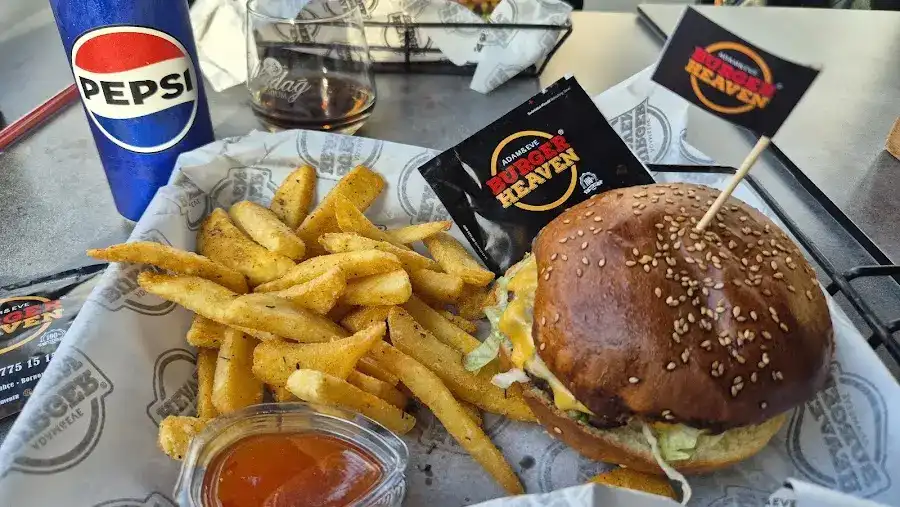 Adam & Eve Burger Heaven fotoğraf 3