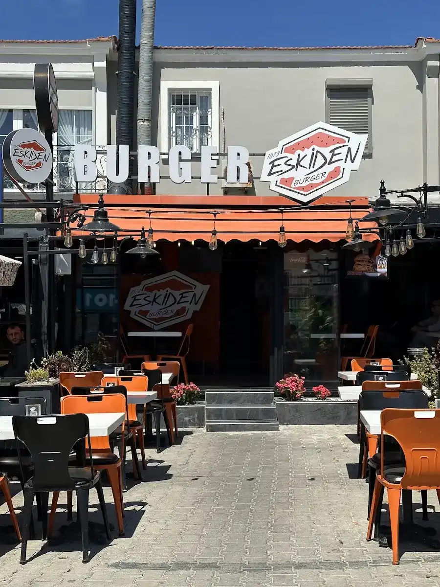 İzmir’de aile dostu ve çocuk dostu fast food için iyi seçenekler