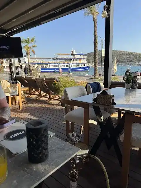 Pasha Shisha Lounge