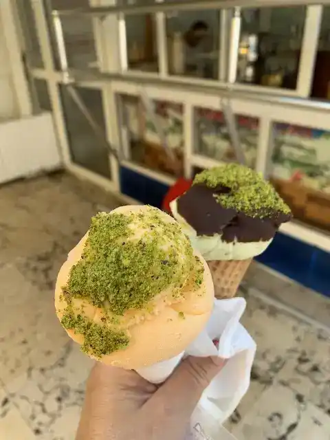 Dondurmacı Hüsnü Usta