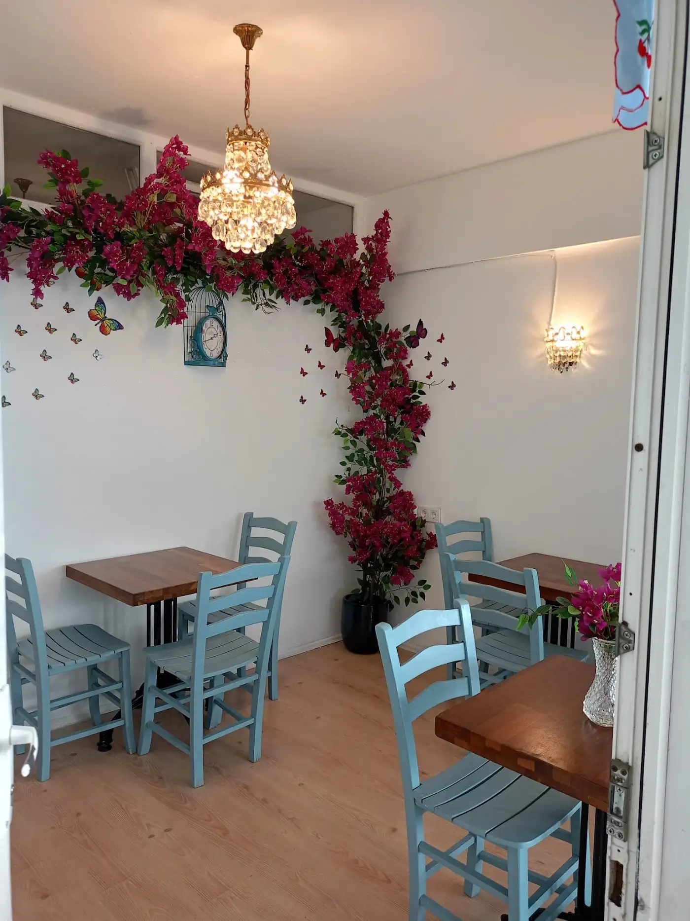 Foça Begonvill Çay Evi ve Butik fotoğraf 2