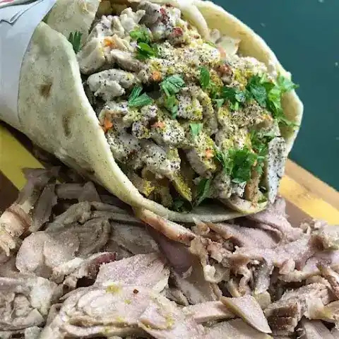 Foça kokoreç burhan usta fotoğraf 2