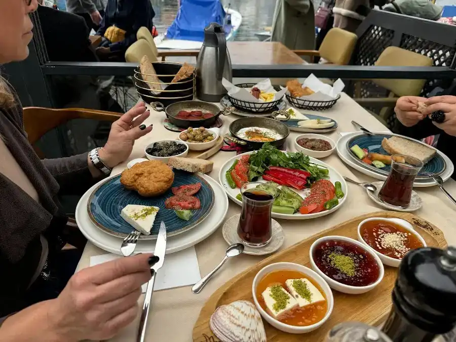 Foça Serpme Kahvaltı fotoğraf 3