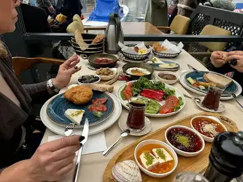Foça Serpme Kahvaltı fotoğraf 3
