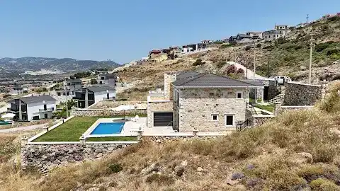 Foça Taş Villa
