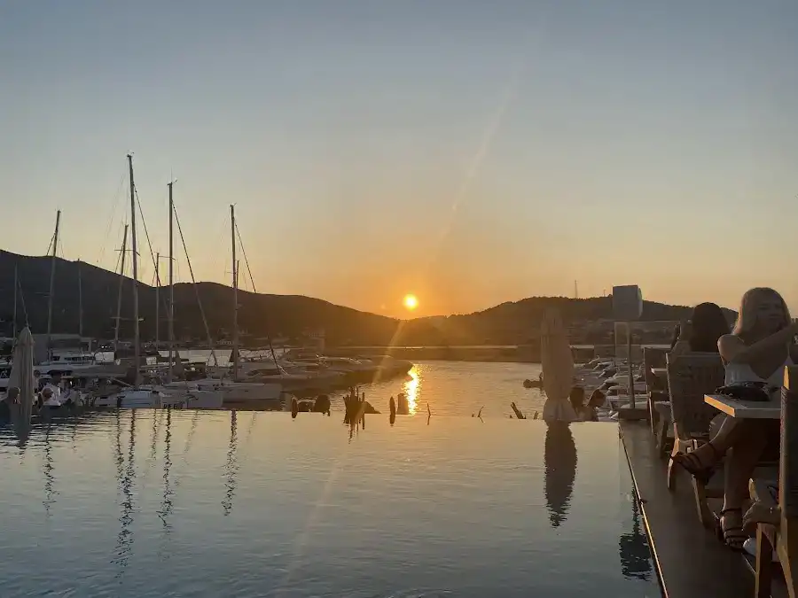 OX Coffee - Marina fotoğraf 3