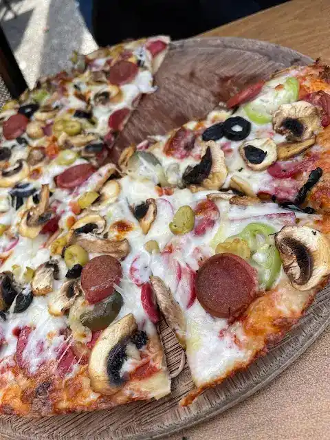 Pizza Milano fotoğraf 2