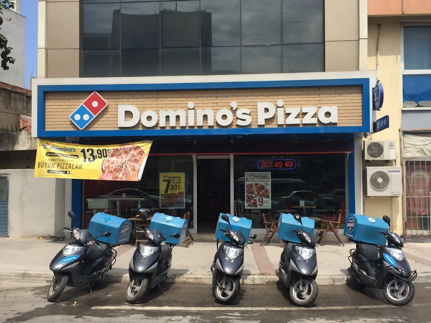 Domino's Pizza Karabağlar fotoğraf 3