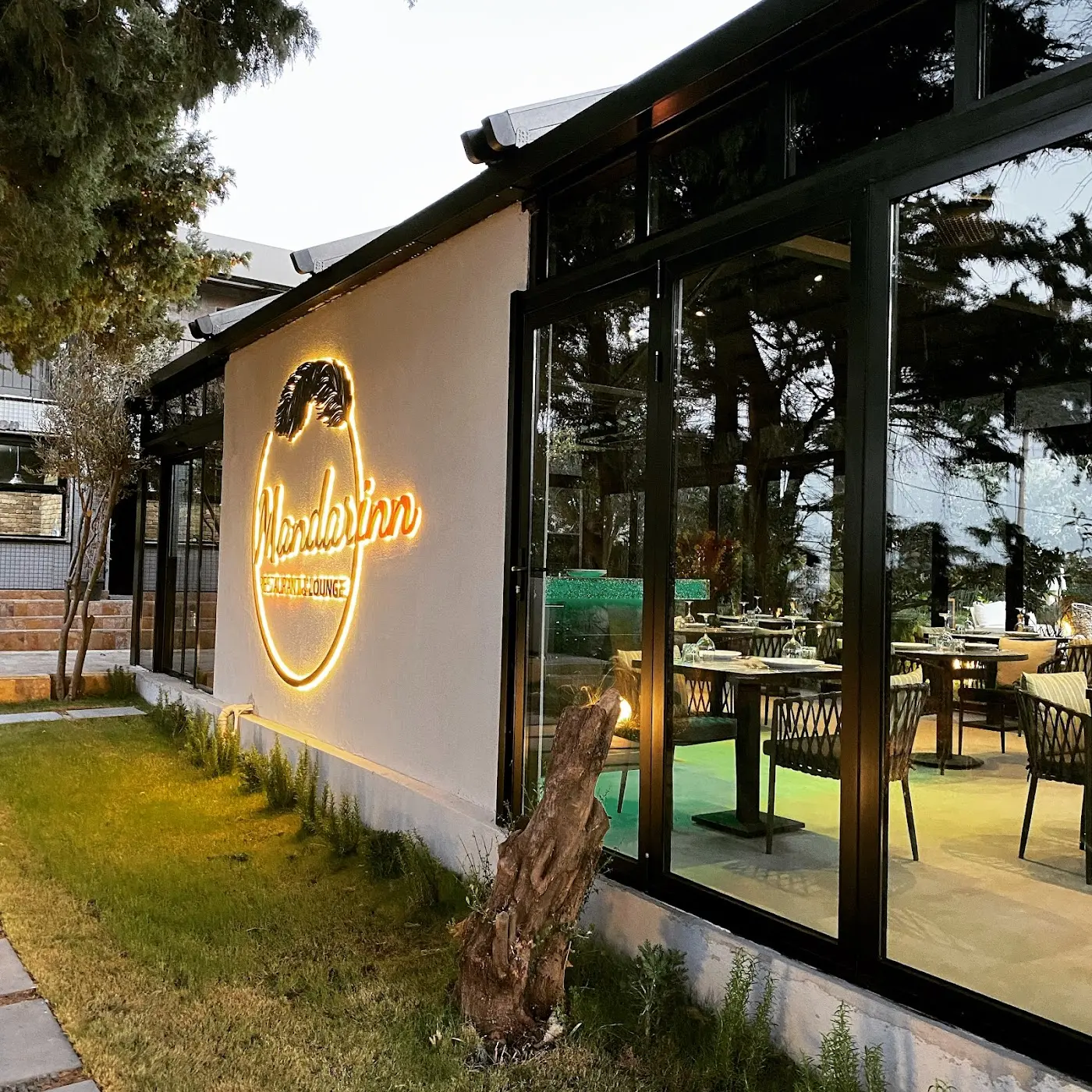 Mandarinn Restaurant