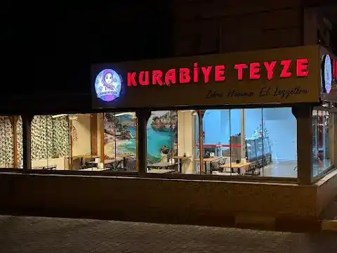Kurabiye Teyze