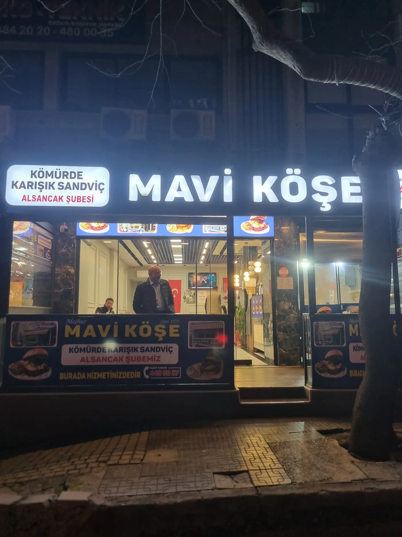 Mavi Köşe Alsancak