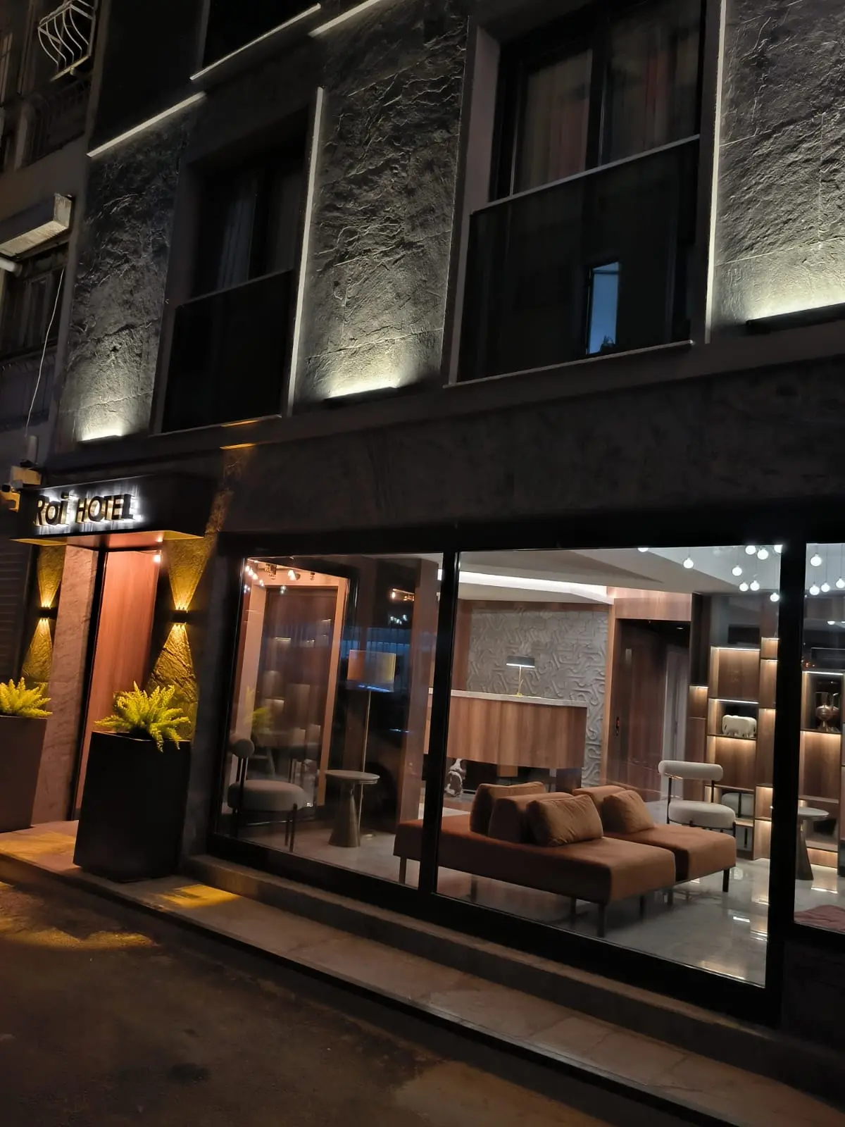 ROİ HOTEL İZMİR