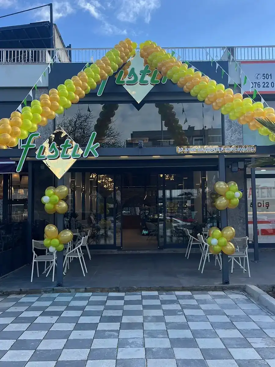 Fıstık Baklava Menderes