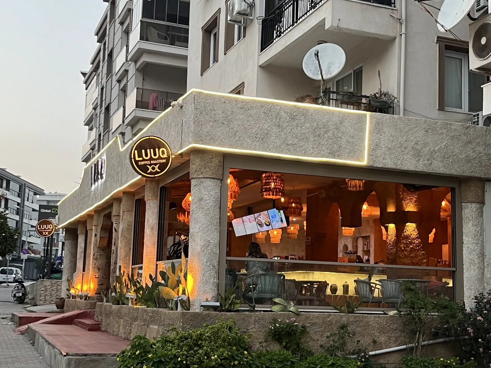 Luuq Coffee Kemalpaşa fotoğraf 3
