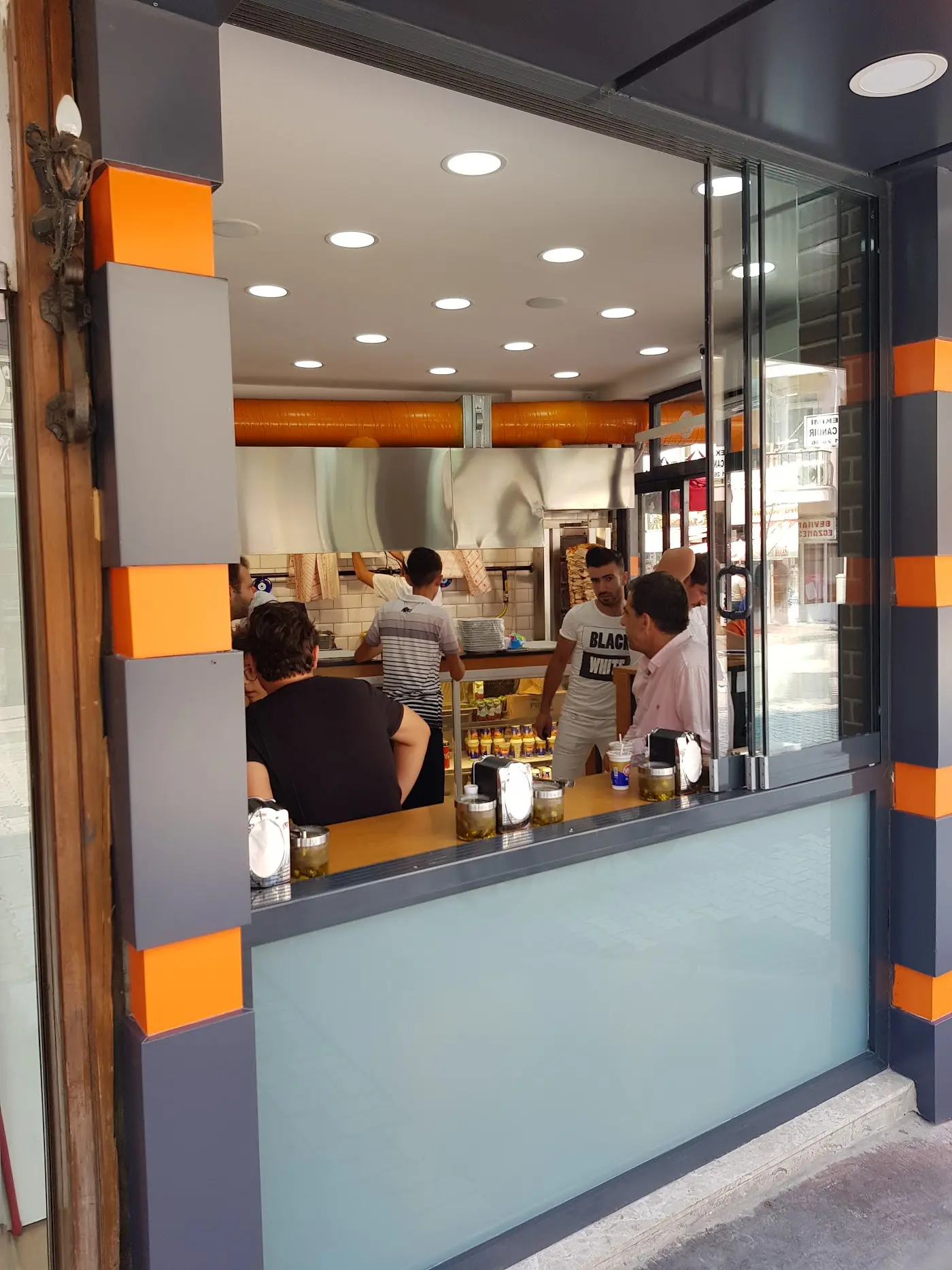1983 Katipoğlu Sandviç & Hamburger