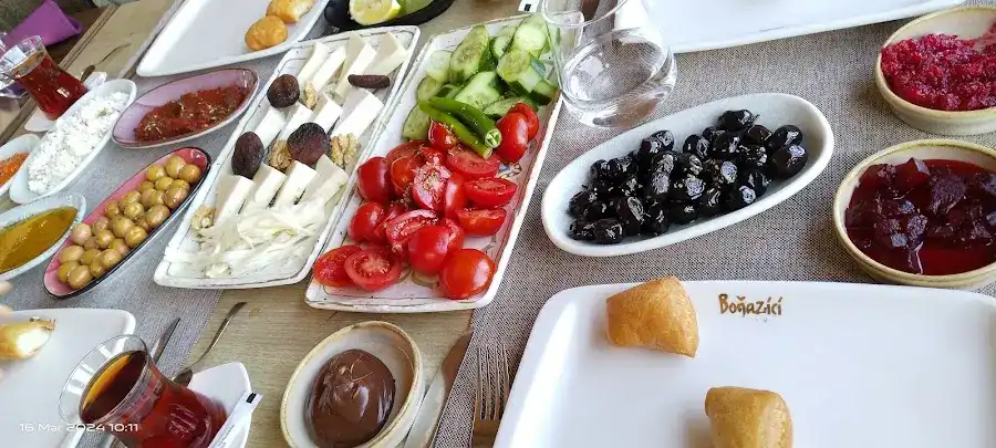 Boğaziçi Restaurant Narlıdere fotoğraf 2