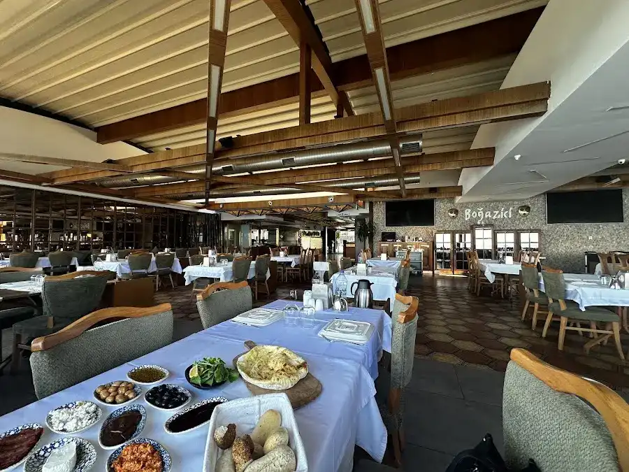 Boğaziçi Restaurant Narlıdere fotoğraf 3